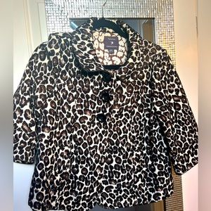 Forever 21 cropped leopard blazer size medium